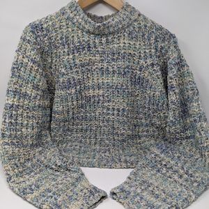 Knitted Cropped Sweater with Gold Details.